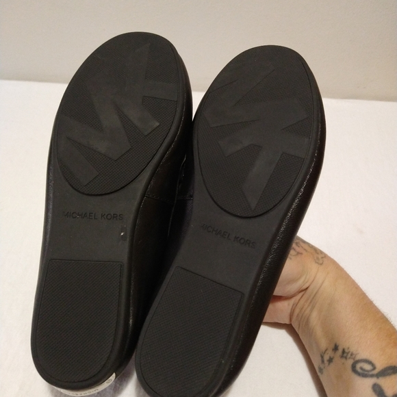 Michael Kors Sutton Leather Moccasin Flats - Picture 4 of 12